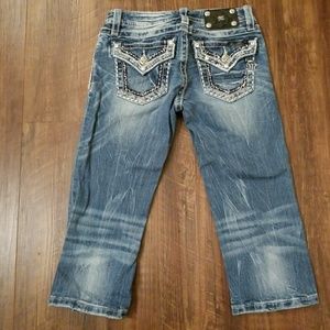 Miss Me Cuffed Capris